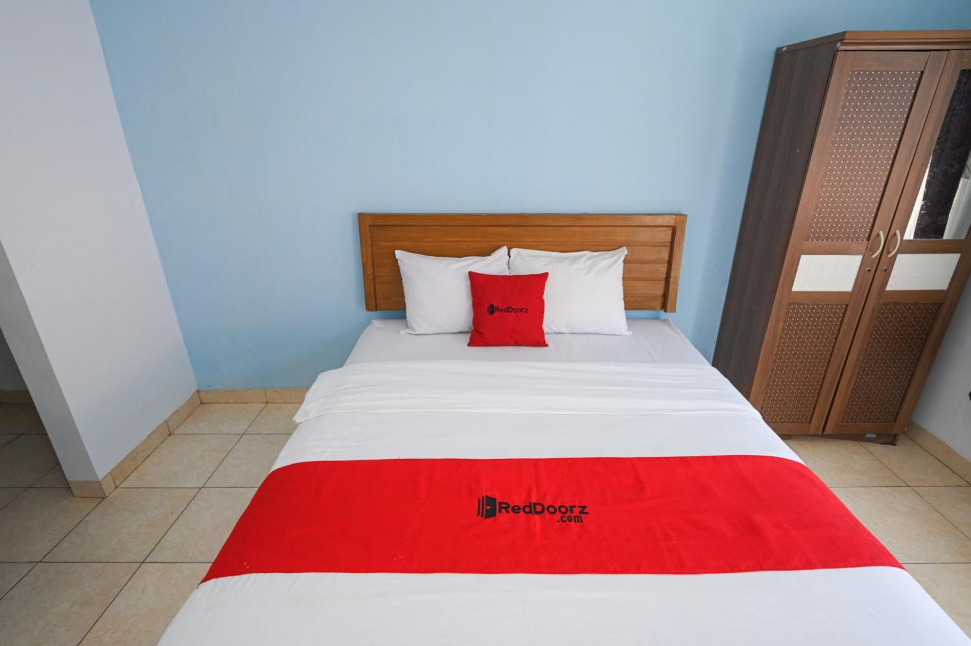 Reddoorz At De'balcon Kuta Bali Hotel 2*